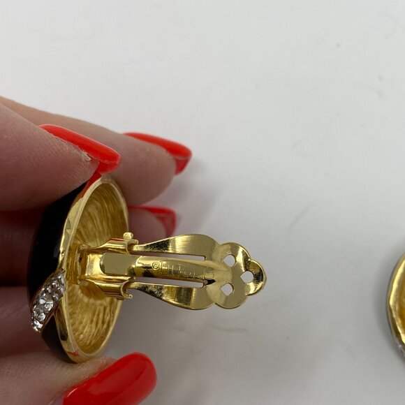 vintage st john round black enamel & rhinestone clip on earrings - Picture 3 of 4